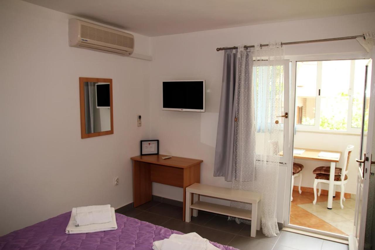 Apartments Milena & Ante Makarska Exterior photo